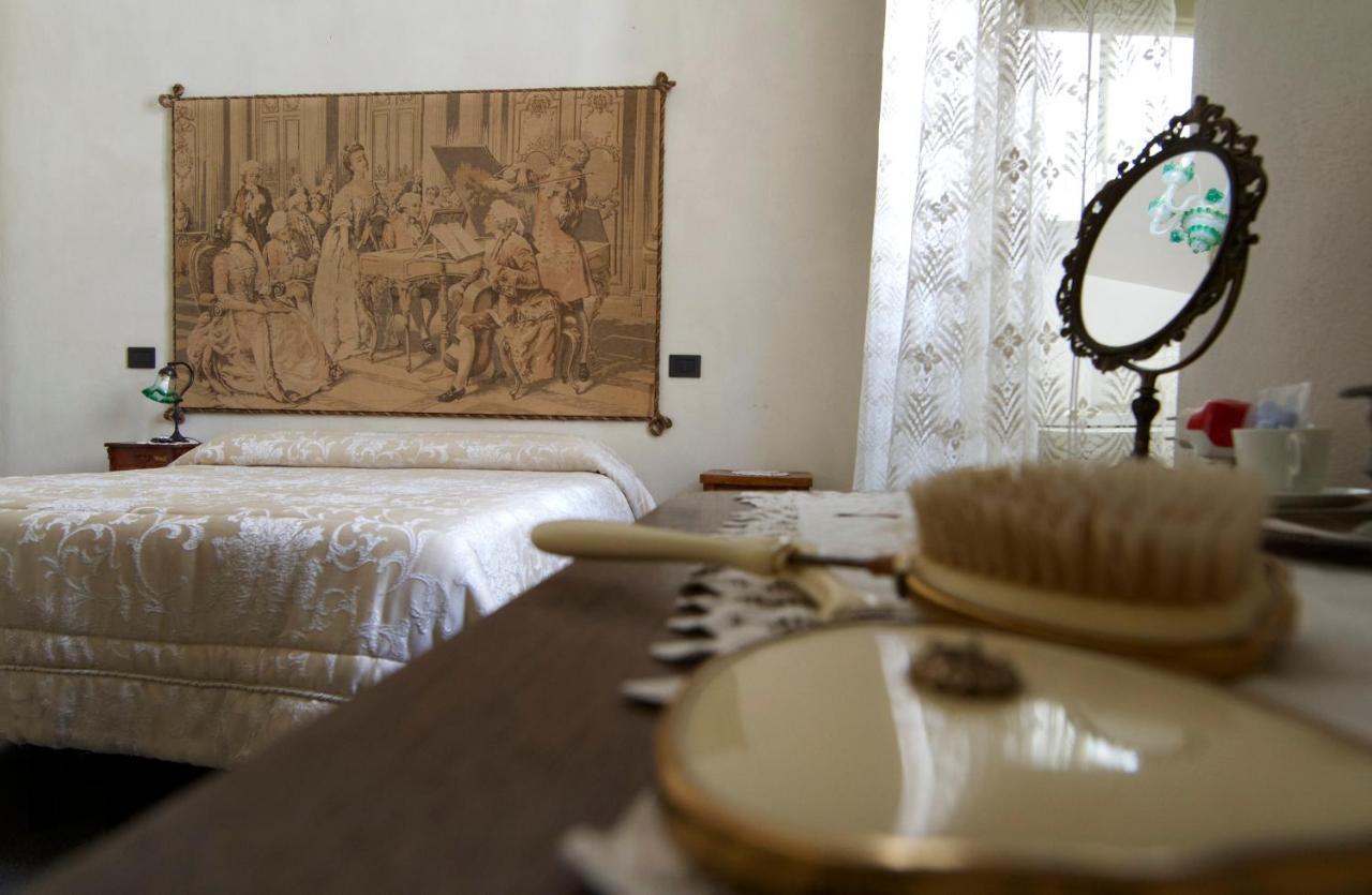 Residenza D'Epoca Regina D'Arborea Oristano Kültér fotó