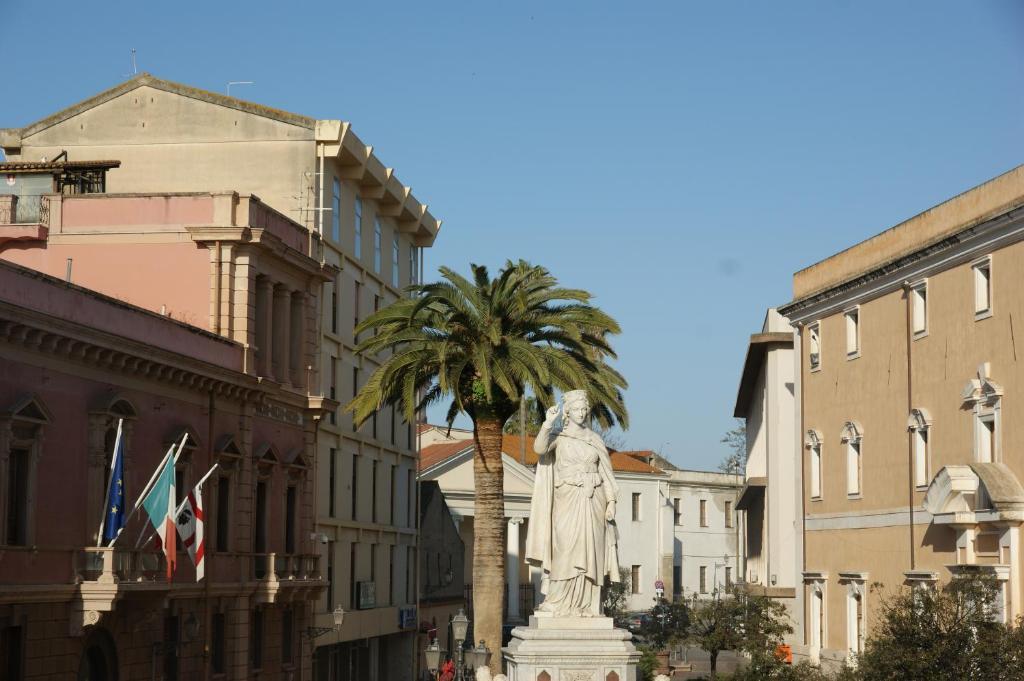 Residenza D'Epoca Regina D'Arborea Oristano Kültér fotó